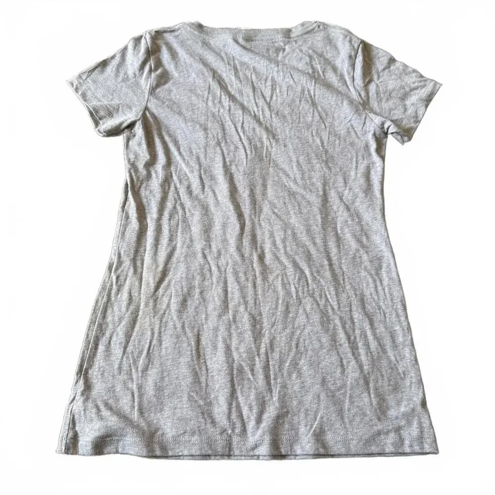 Vintage Style Rosie Riveter Trump Graphic Tee Gray V-Neck Size M - Picture 3 of 7